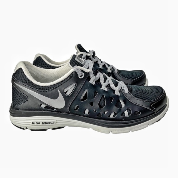 Nike Dual Run 2 Running Shoe Size 7 Black White Great Used Condition - Picture 1 of 13